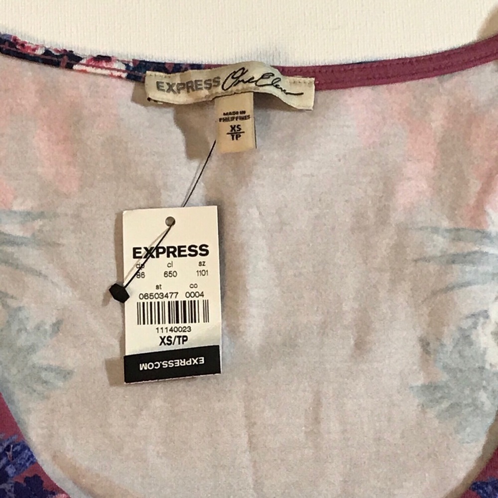 EXPRESS DEEP V  FLORAL BODYSUIT - Picture 6 of 7